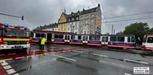 Die Stadtbahn wurde bis auf die gegenüberliegende Münsterstraße gedrückt.