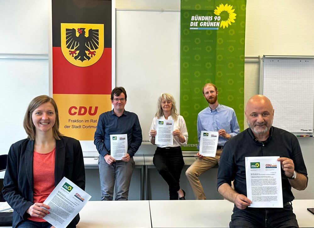 Mit 230 Punkten war die Projektpartnerschaft von Grünen und CDU nach der Wahl gestartet. Für die zweite Hälfte sind 33 Punkte auf der Agenda. Diese stellten Jenny Brunner, Christoph Neumann, Ingrid Reuter, Jendrick Suck und Uwe Waßmann vor.