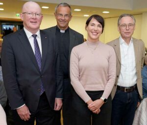 Kommende-Forum zur Künstlichen Intelligenz (v.l.): Dr. Hans-Jürgen Schlinkert, Prälat Dr. Peter Klasvogt, Dr. Anne Weber und Prof. Dr. Jakob Rehof