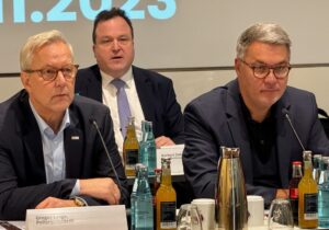 Polizeipräsident Gregor Lange, Ordnungsdezernent Norbert Dahmen und OB Thomas Westphal zogen Zwischenbilanz. 