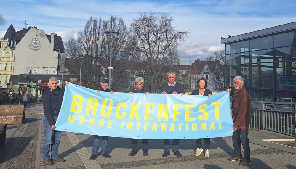 Der Banner für das Brückenfest Hörde international 2024