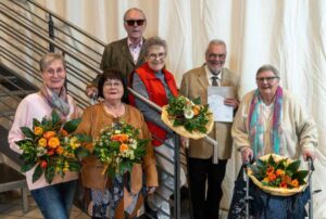 Heinz Drees, Bärbel Kannenberg und Wolfgang Wittke wurden mit der AWO Verdienstmedaille ausgezeichnet. Das Ehrenzeichen erhielten Annegret Schäfer, Roswitha Wittke und Dagmar Vollrath.