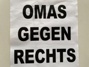 „OMAS GEGEN RECHTS IN DEUTSCHLAND“ ist eine überparteiliche zivilgesellschaftliche Organisation, die am 27. Januar 2018 in Nagold gegründet wurde.