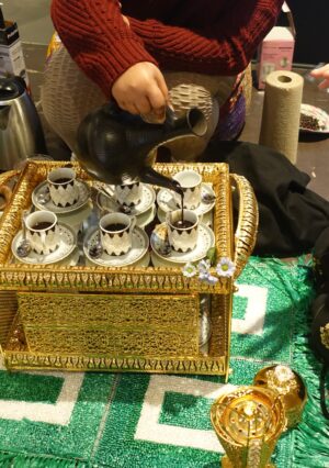 Kaffeezeremonie aus Eritrea/ Äthiopien: how to decolonize coffee