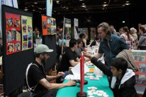 Stand bei „Nordstadt together“ mit Kreativ- und Spielangeboten