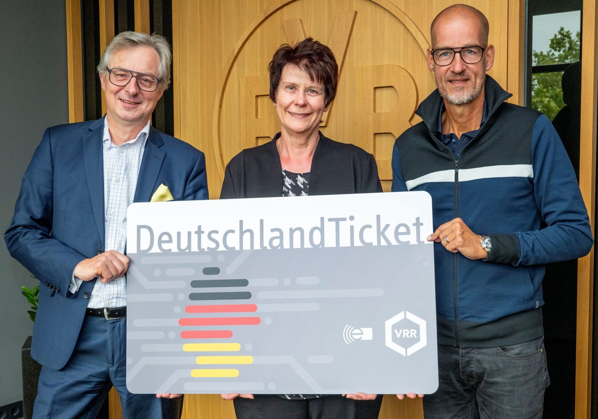 v.l. Ulrich Jaeger (DSW21), Andrea Engelke (DSW21) und Carsten Cramer (BVB).