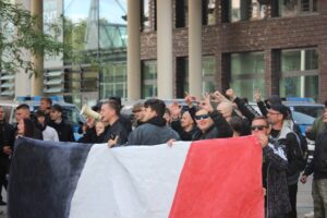 Eine kleine Gruppe Neonazis demonstrierte zeitgleich mit dem CSD.
