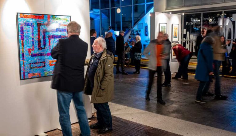 Blick in die Ausstellung „Grafik aus Dortmund".