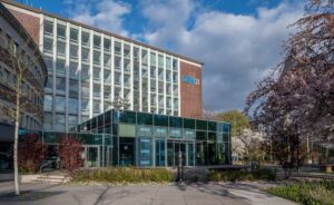 Außenansicht des Gebäudes der DEW21