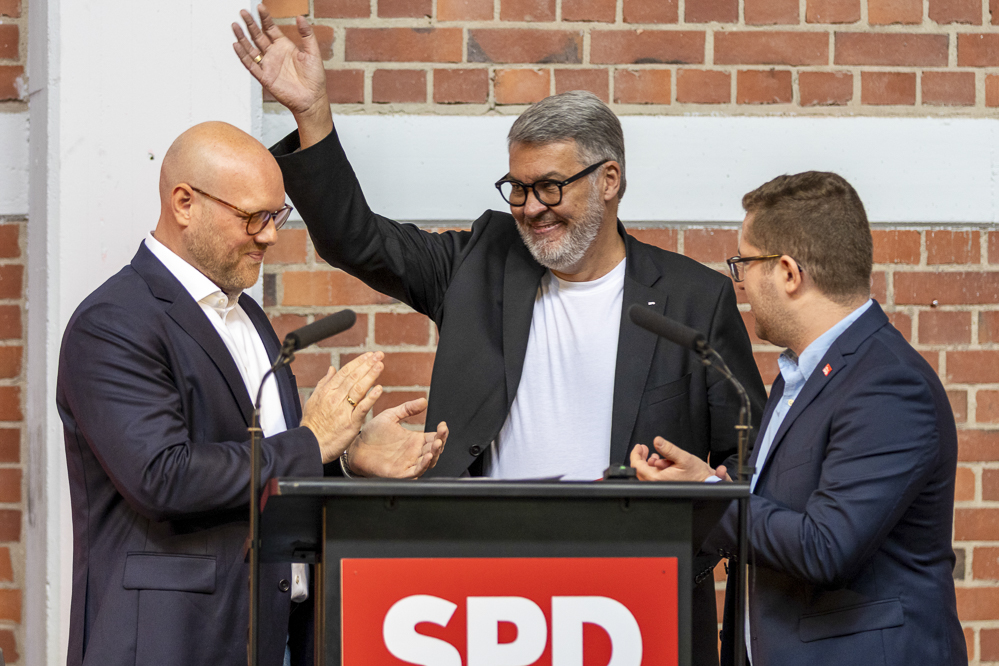 Kontroverse-Debatte-ber-JUSO-Antrag-Kein-Podium-f-r-Rechtsextreme-Aufbruch-zwischen-Tradition-und-Moderne-SPD-Dortmund-stellt-Kommunalwahl-Programm-vor