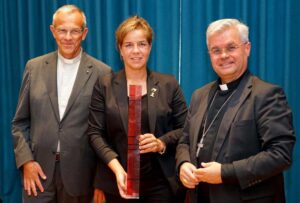 Gruppenbild der Redner:innen.