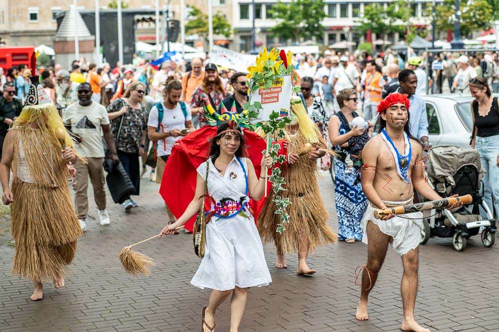 Bild zeigt die Parade der Vielfalt
