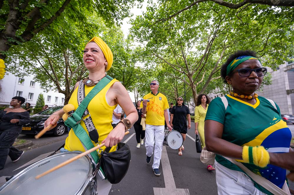 Bild zeigt Teilnehmende der Parade