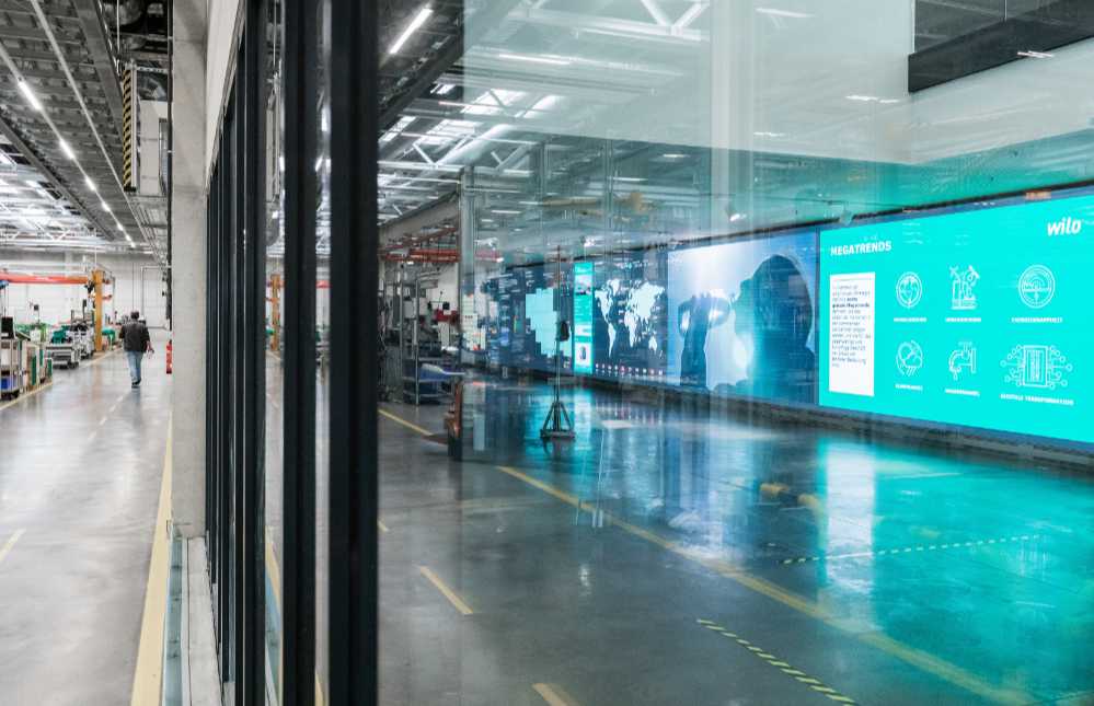 Blick in die Wilo Smart Factory am Konzernhauptsitz in Dortmund.