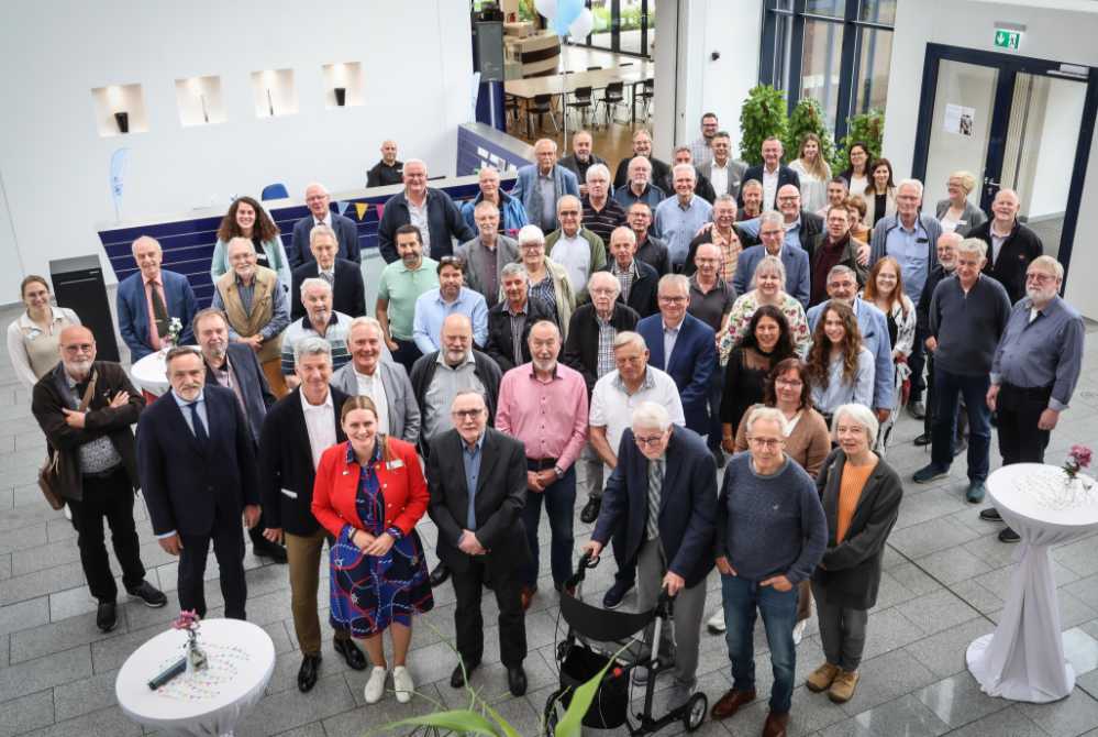 Gruppenbild der Teilnehmenden an der Veranstaltung im IHK-Forum am Rombergpark.