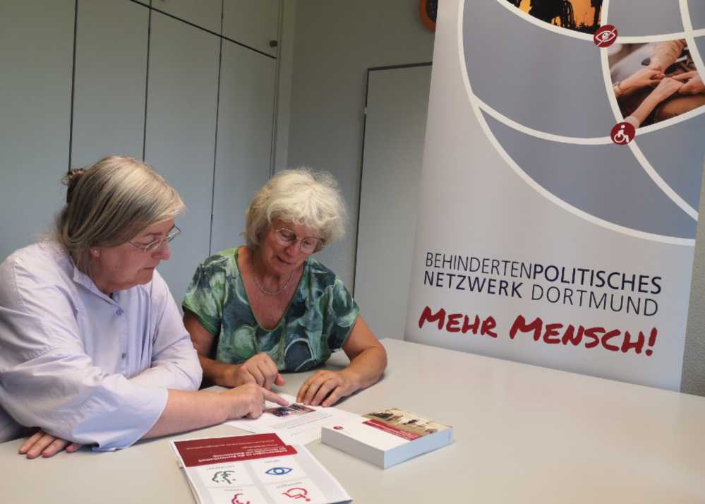 Engagierte im Gespräch.