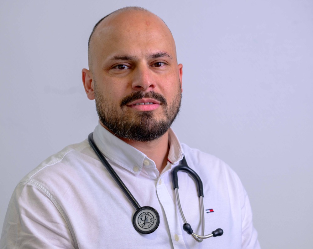 Dr. Issa im Porträt