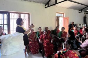 Vortrag vor Frauen in Nepal