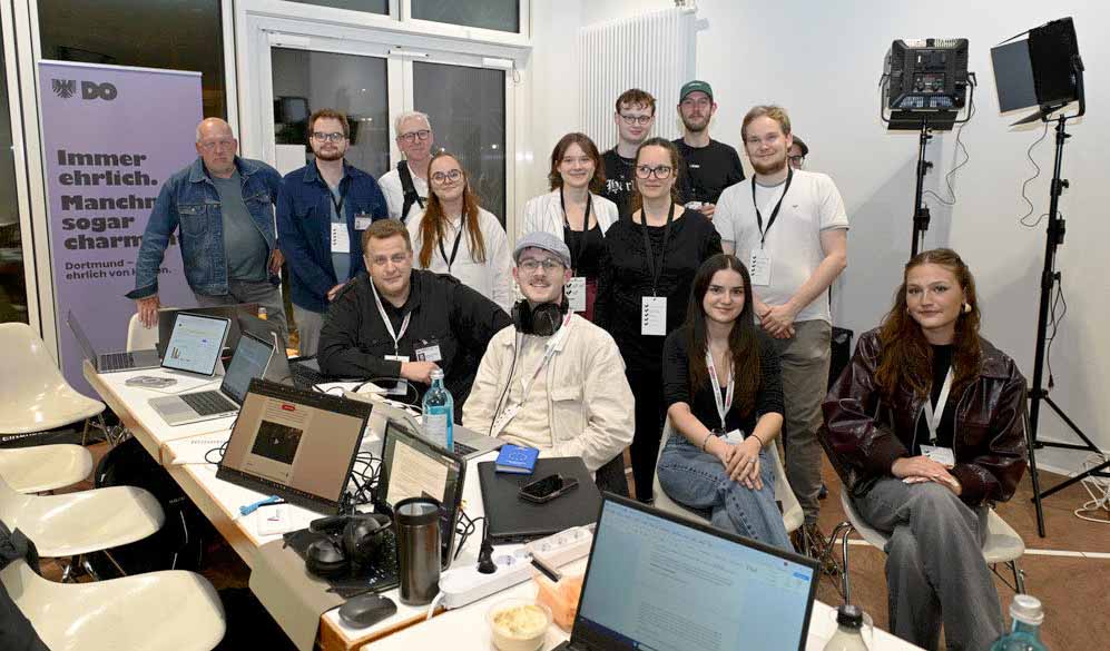 Gruppenfoto im Pressezentrum