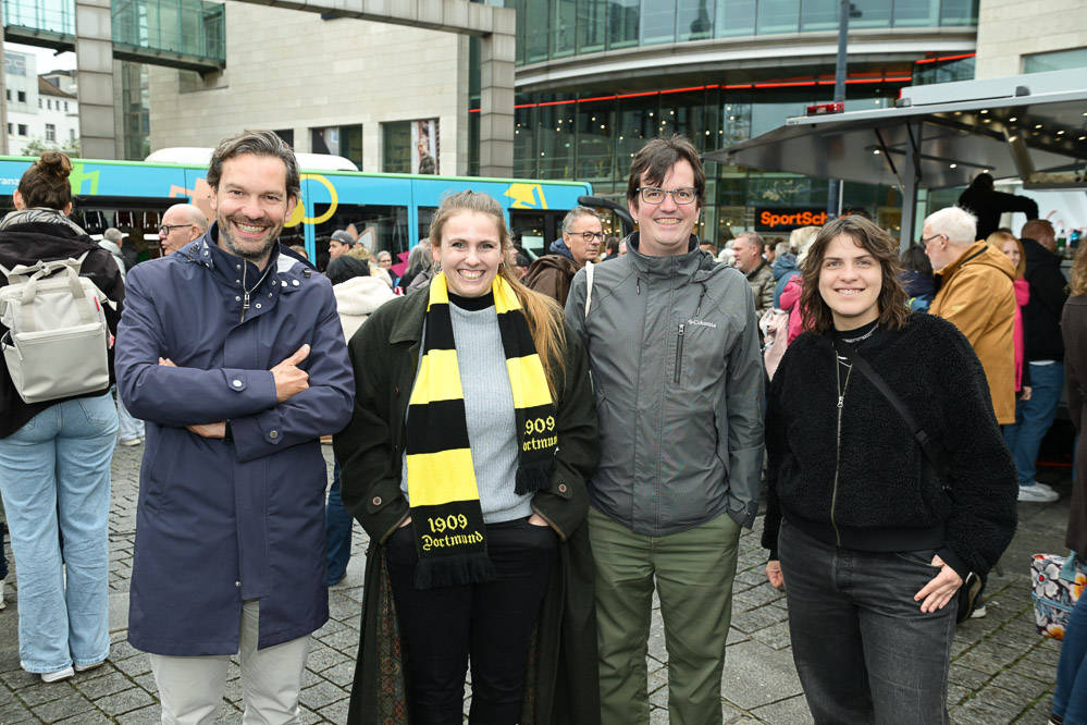 Bild zeigt Martin van der Pütten, Katrin Lögering, Christop Neumann und Hannah Rosenbaum