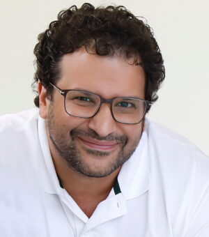 Portrait von Peter Khalil.