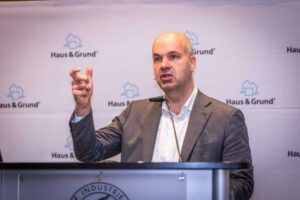 Prof. Marcel Fratzscher beim Vortrag
