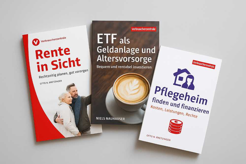 Bücher aufgereiht auf einem Tisch