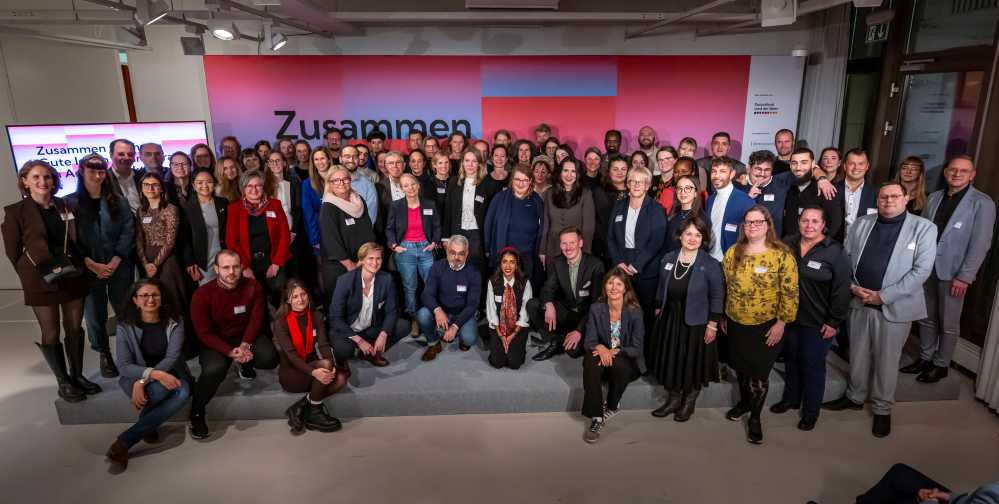 Gruppenbild der Gewinner:innen