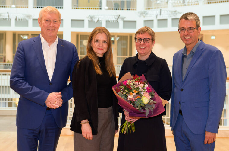 v.l. Jörg Stüdemann, Kulturdezernent, Pressesprecherin Kultur Frau Hempel Dr. Tanja Pirsig-Marschall und Dr. Stefan Mühlhofer, Direktor der Kulturbetriebe