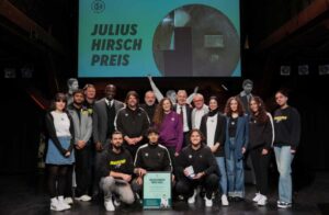 Vertreter:innen der Nordstadtliga bei der Preisverleihung