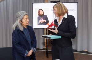 Yoko Tawada mit Britta Gövert