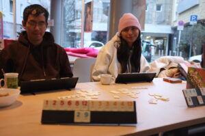 Sind aus Gütersloh angereist: v.l. Bardi Tar und Sulma Arrambide Daza.