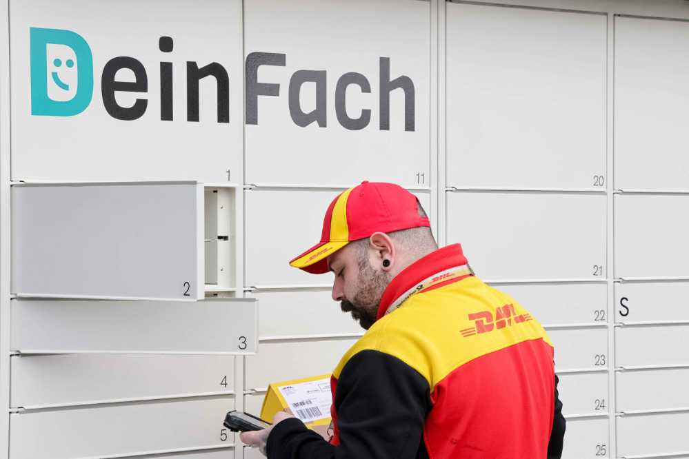 Neuer-Standort-am-Junoweg-erweitert-das-flexible-Automatennetz-Neuer-DeinFach-Paketautomat-in-Dortmund-B-vinghausen-erleichtert-Versand-und-Abholung