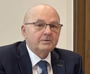 Heinz-Herbert Dustmann im Porträt-Foto.