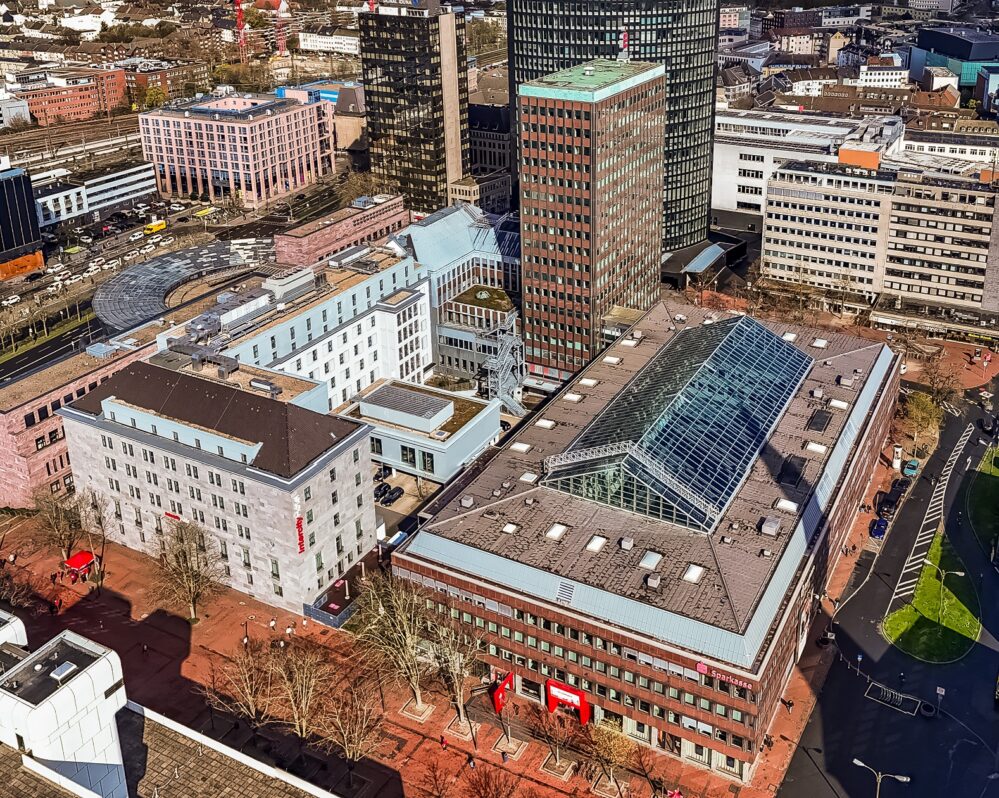 Luftbild vom Gebäudekomplex