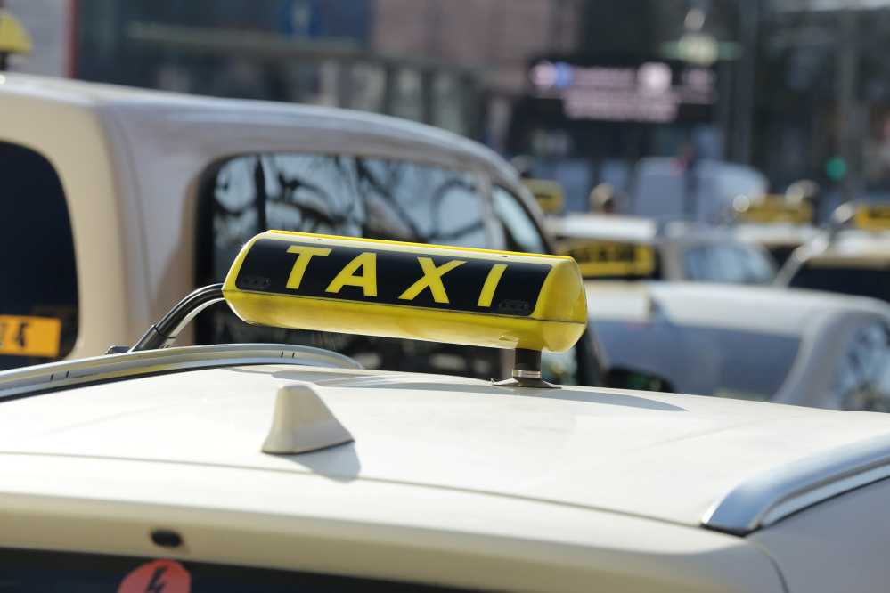 Taxistand am Bahnhof