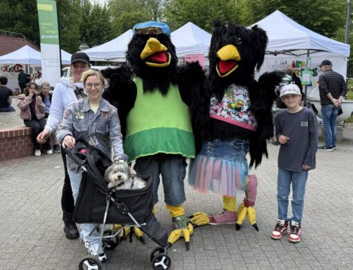 DORTBUNT: Maskottchen am Stadtgarten