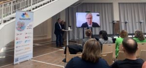 Prof. Dr. Thomas Klie auf einem Bildschirm. 
