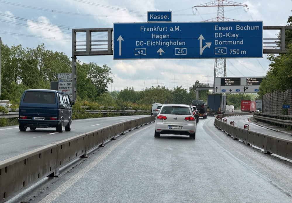 Autobahn 45 - Sauerlandlinie - Abfahrt Dortmund-Hafen