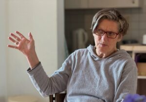 Porträt einer sprechenden Frau