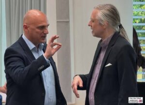 Oberbürgermeister Alexander Kalouti (CDU) und Utz Kowalewski (Linke & Tierschutz)