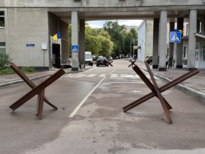 Der Krieg ist überall auf den Straßen in Schytomyr zu sehen.