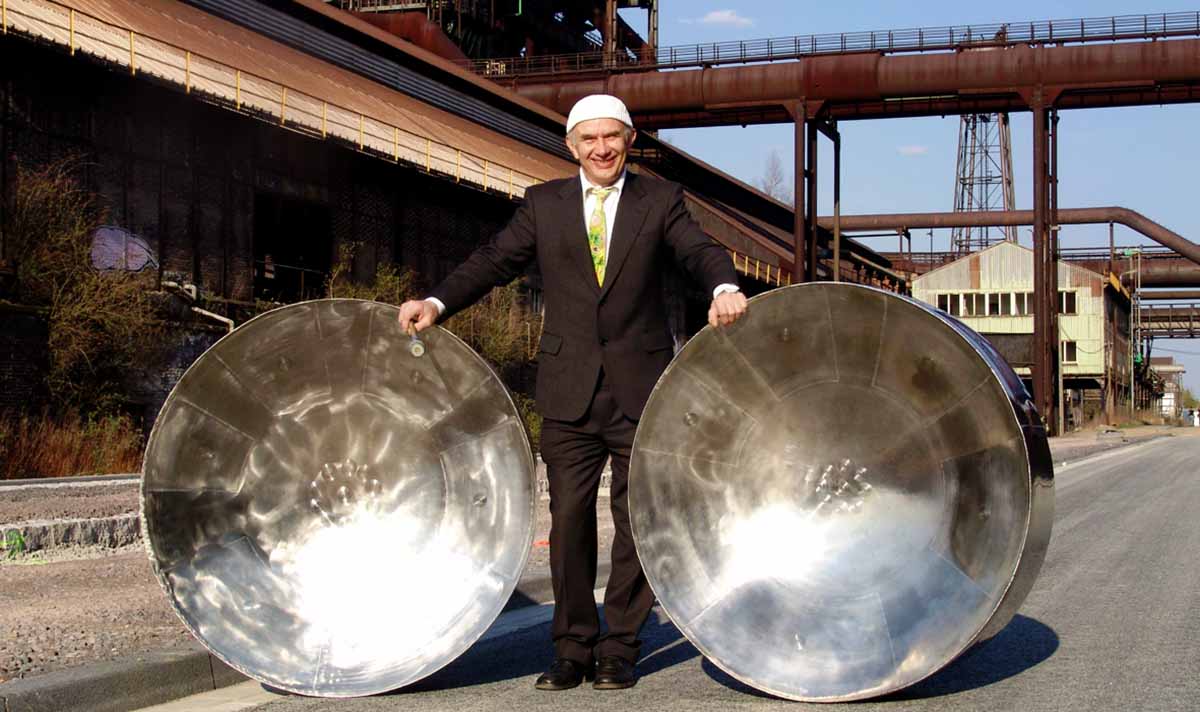 Zu sehen sind Eckhards XXL-Drums