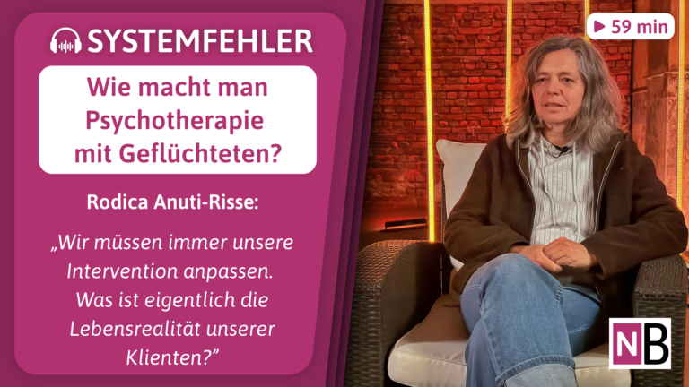 Thumbnail zur Podcastfolge "Wie macht man Psychotherapie mit Geflüchteten, Rodica Anuti-Risse?" Dazu steht noch das Zitat: "Wir müssen immer unsere Intervention anpassen. Was ist eigentlich die Lebensrealität unserer Klienten?"
