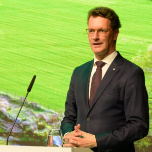Bild zeigt: NRW-Ministerpräsident Hendrik Wüst