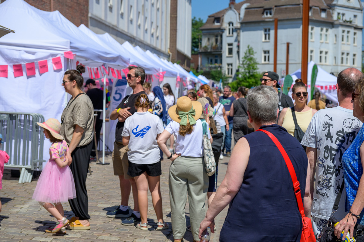 Bild zeigt: Viele Besucher:innen bei Nordstadt Together