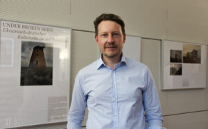 Edwin Warkentin, Mitinitiator der Ausstellung und Kulturreferent am Museum für russlanddeutsche Kulturgeschichte in Detmold