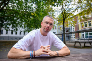 Bild zeigt: Sascha Habian in der Hafenschule