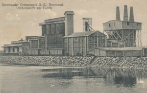 Das Bild zeigt einen Industrieanlage am Hardenberg-Hafen.