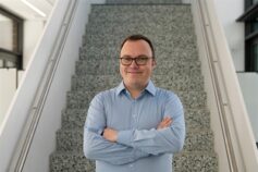 Prof. Christof Weitenberg wirbt ERC Advanced Grant ein Der Europäische Forschungsrat fördert sein Projekt zu exotischen Quantenzuständen mit rund 3,5 Millionen Euro über fünf Jahre
